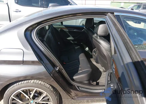 2020 BMW 530I xDrive z USA, uszkodzony, nr VIN WBAJR7C02LCD60968